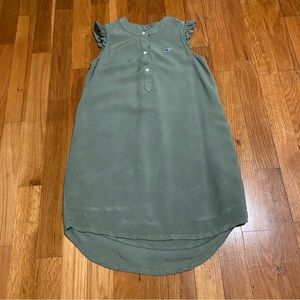 Girls vineyard, vine dress size 7 olive green. Adorable.